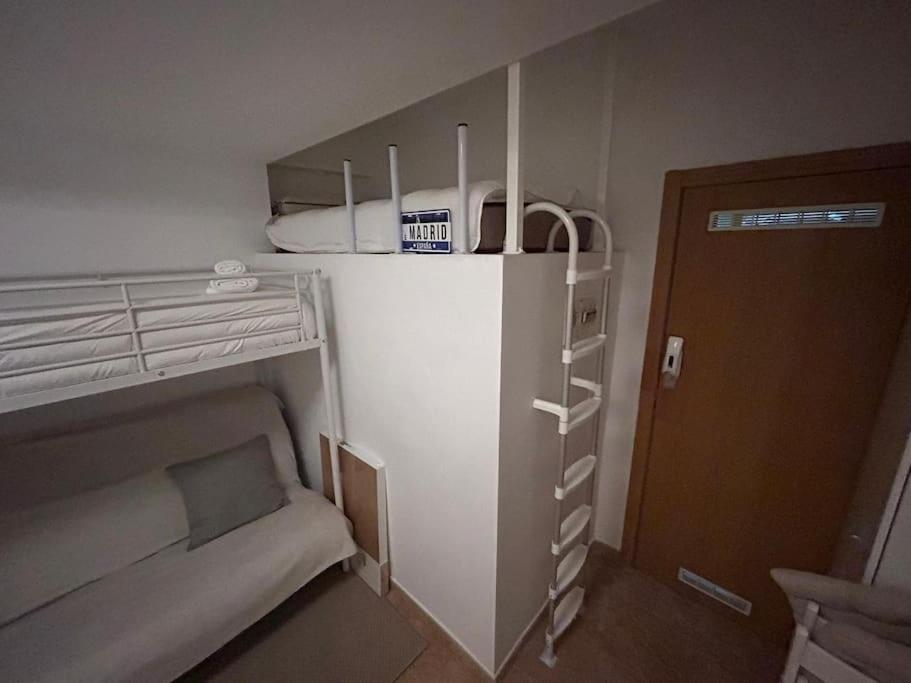 Cute Studio In Gran Via -Si1 Madrid Eksteriør bilde